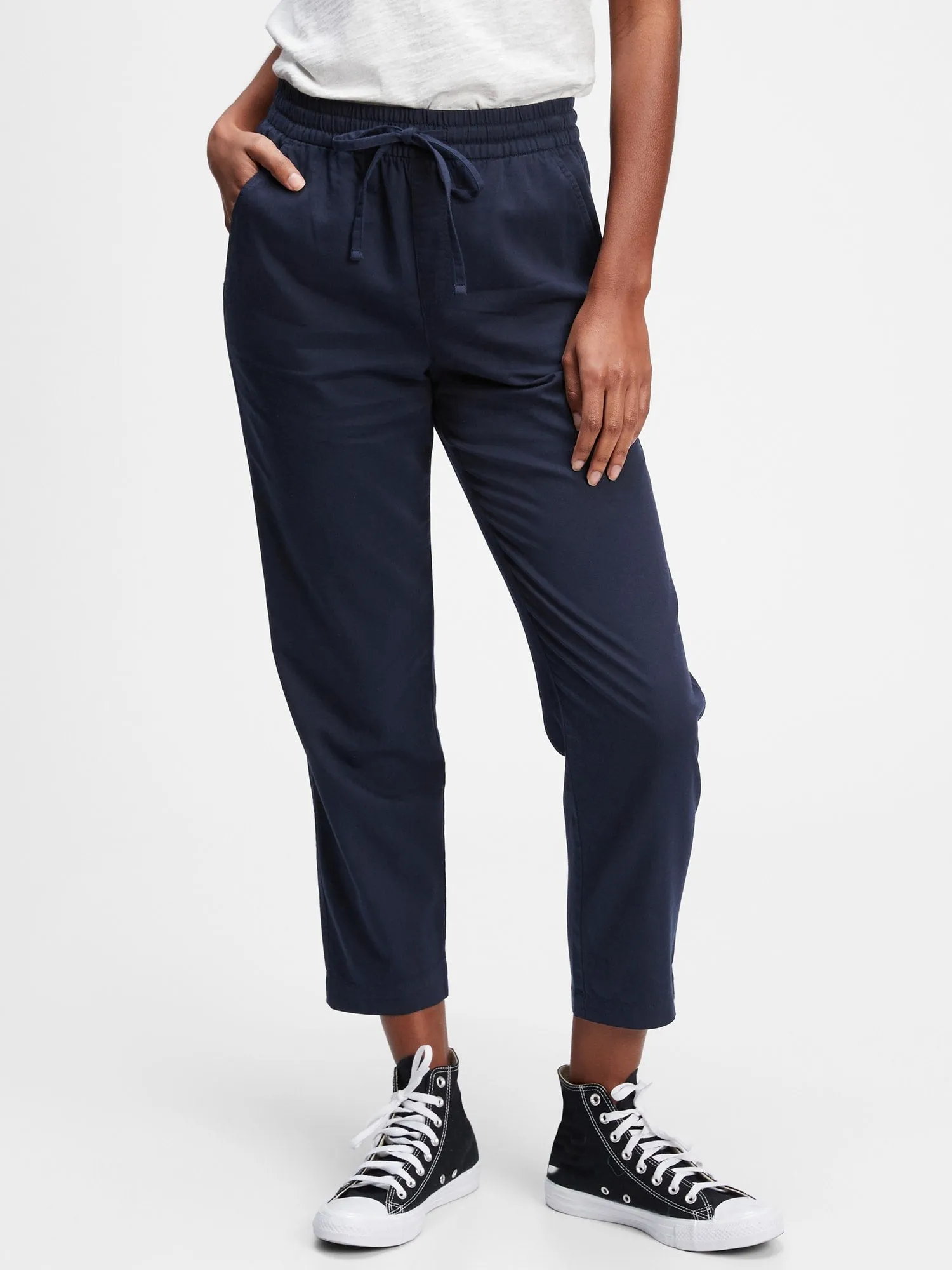 Easy Straight Pull-On Pants