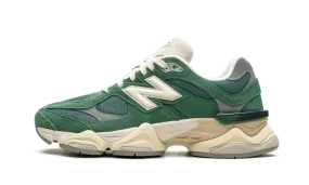 New Balance 9060 Nori