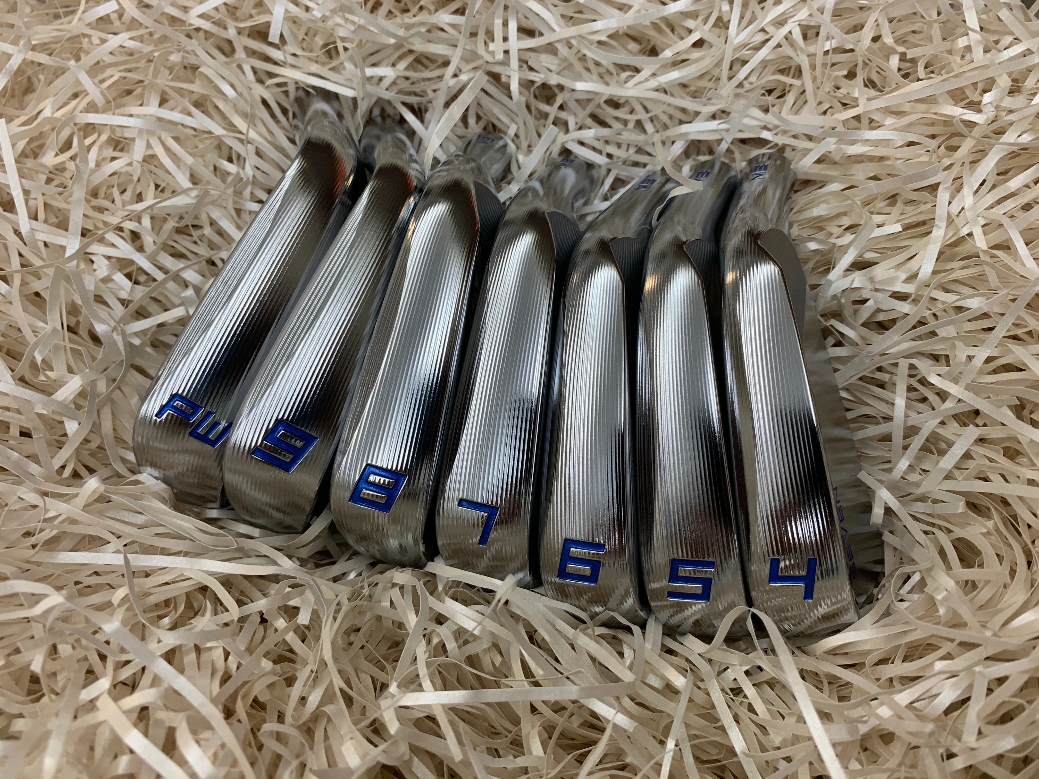 SEVEN Golf MB Irons 4 to PW