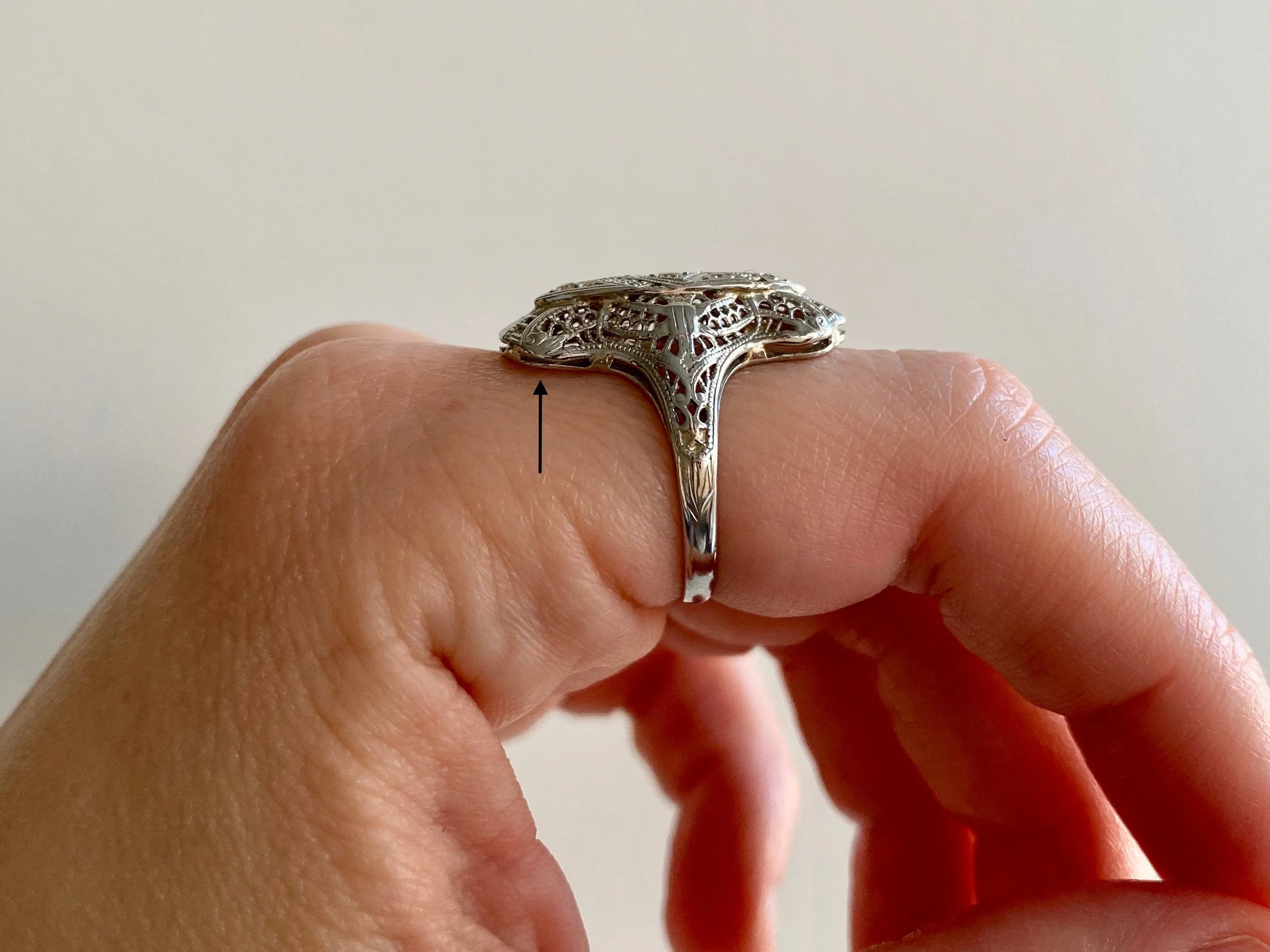 V I N T A G E // Edwardian lace armor / 18k white gold filigree shield ring with five diamonds / size 5.75