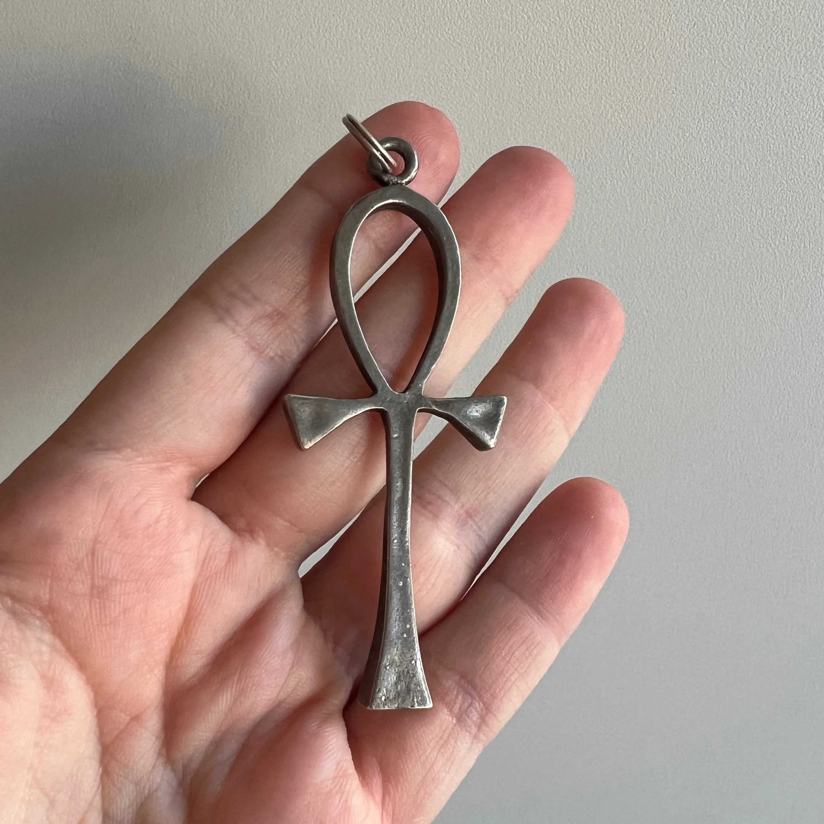 V I N T A G E // key to life / Egyptian sterling silver Ankh / an oversized pendant