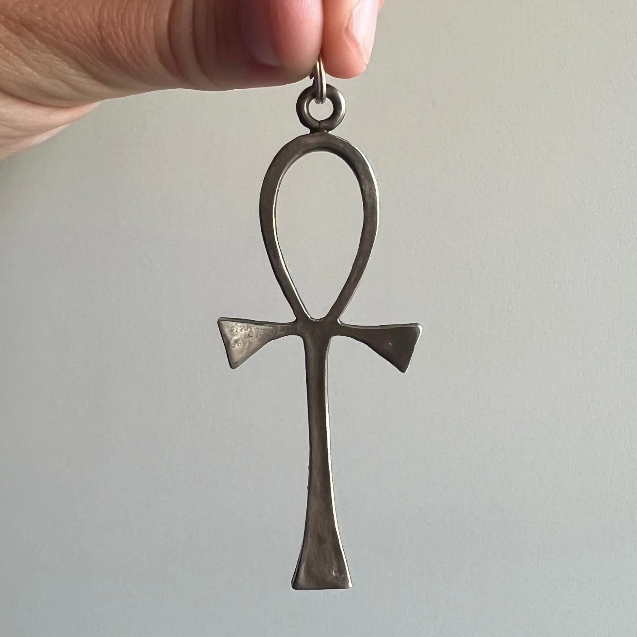 V I N T A G E // key to life / Egyptian sterling silver Ankh / an oversized pendant