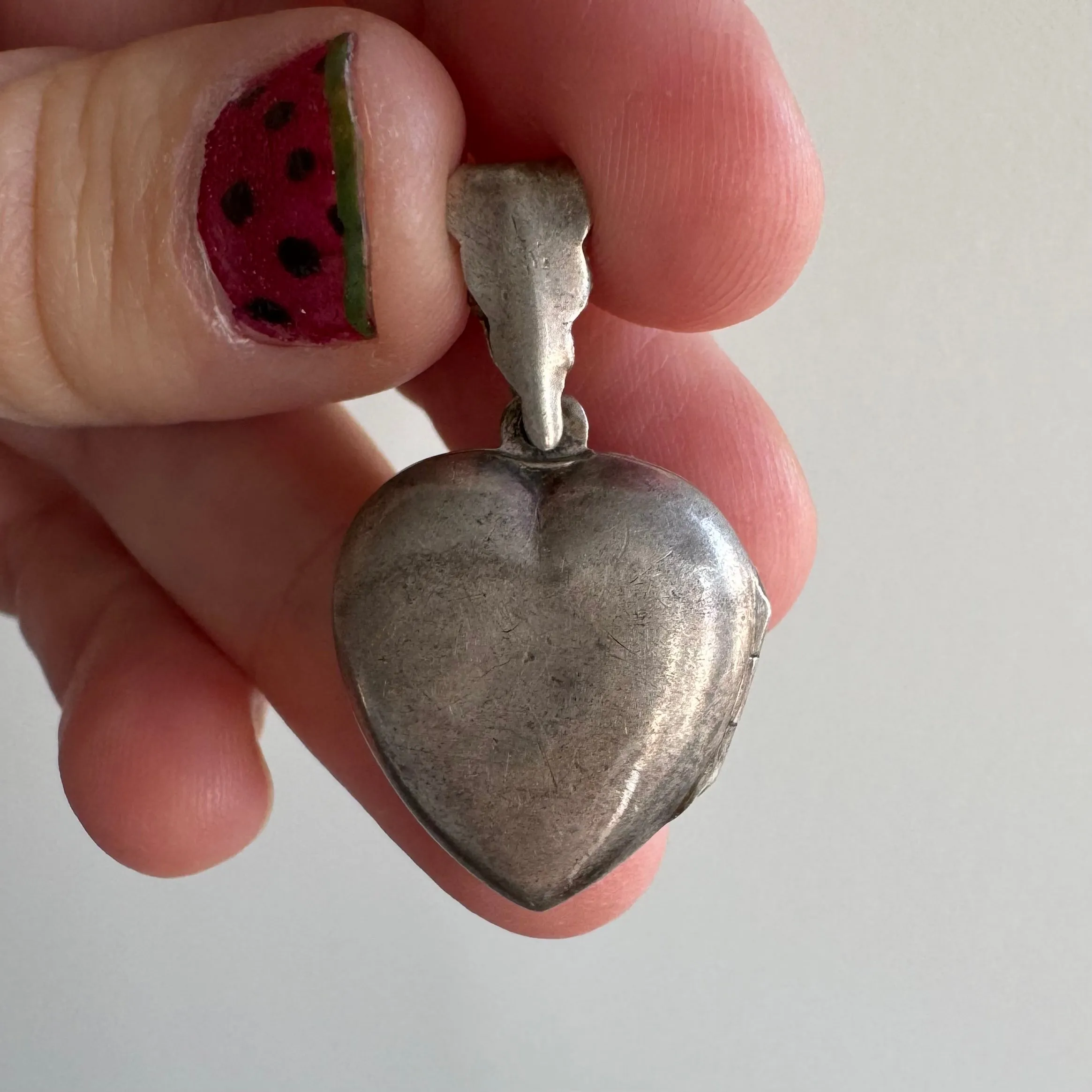 V I N T A G E // well loved heart / sterling silver slightly puffy heart locket / a pendant